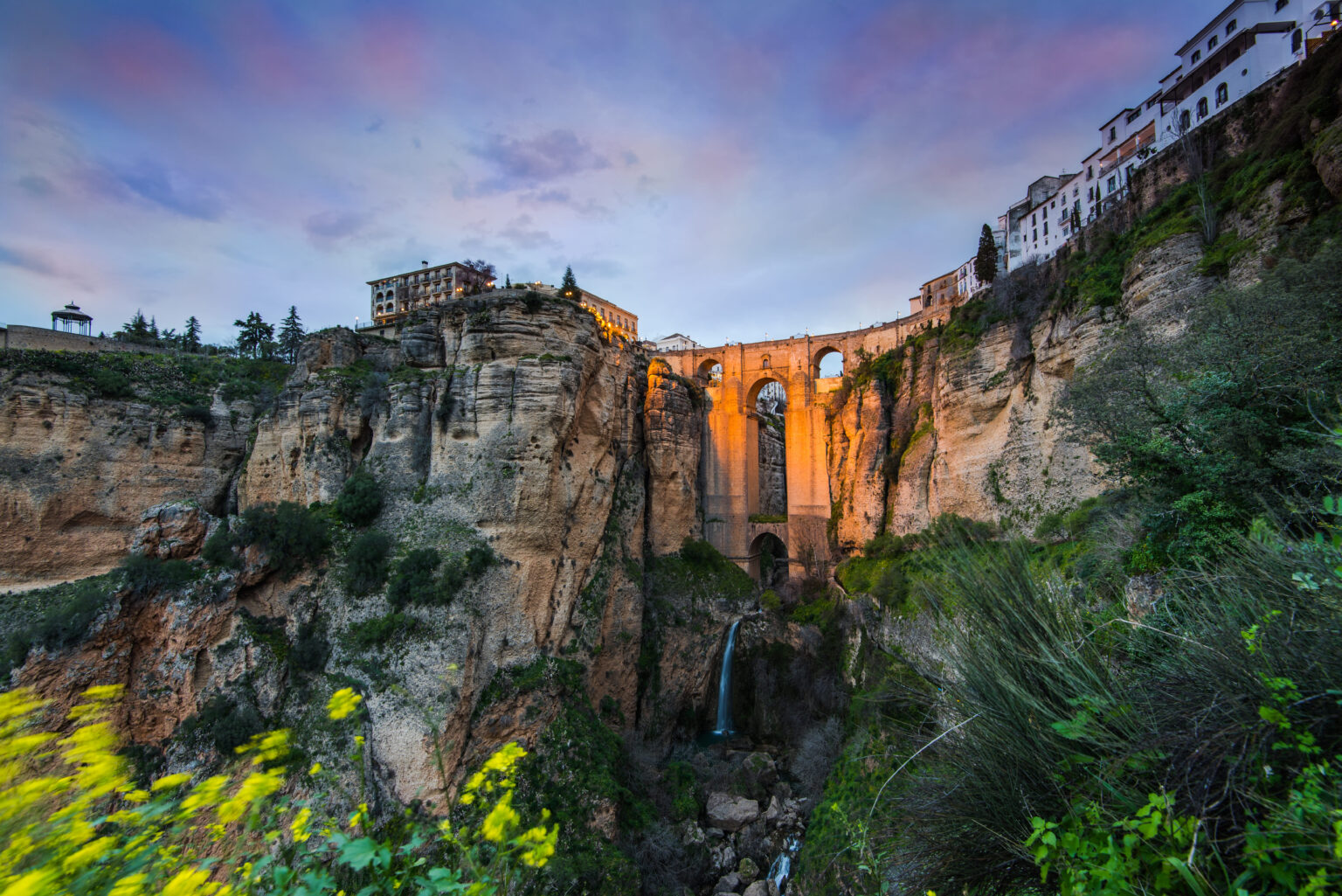 Sentinel Ronda Ronda and Setenil de las Bodegas: Andalucía's Hidden Gems